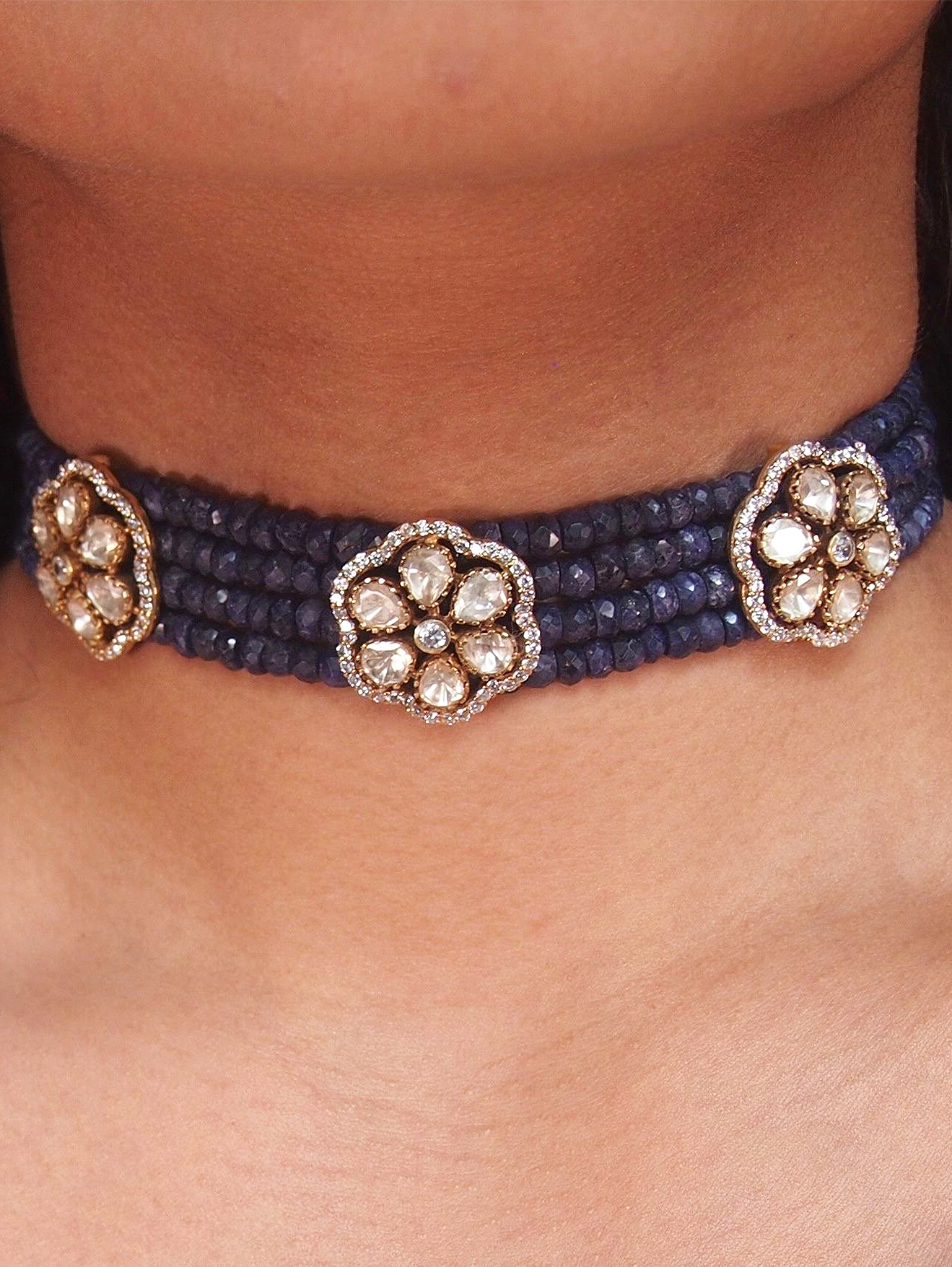 Safina Choker