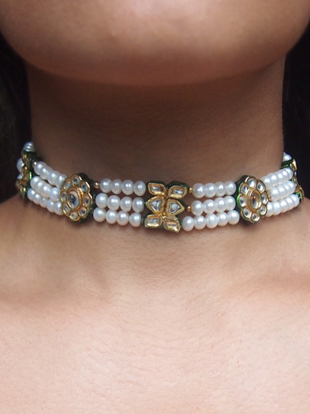 Arya Choker