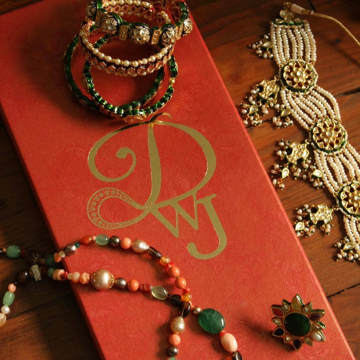 DWJ Gift Box